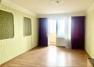 Продаю 3-ком. квартиру, 56.7 м2, поселок Дубовое, Ягодная улица, 5