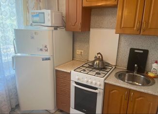 Сдам в аренду 3-комнатную квартиру, 56 м2, Москва, Нагорная улица, 29к4, ЮЗАО