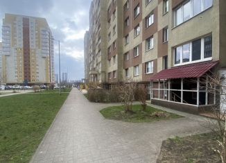 Продаю помещение свободного назначения, 67.8 м2, Калининград, улица Генерала Челнокова, 44