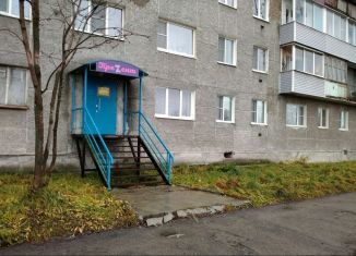 Торговая площадь на продажу, 48 м2, Карелия, улица Спиридонова, 15
