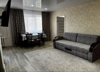 Сдача в аренду двухкомнатной квартиры, 42.5 м2, Мурманская область, Первомайская улица, 44