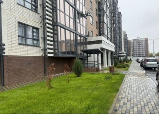 Однокомнатная квартира на продажу, 39 м2, Майкоп, улица Вадима Лемеша, 3