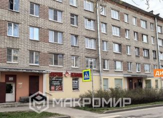 Продам однокомнатную квартиру, 31.5 м2, Гатчина, Рощинская улица, 20