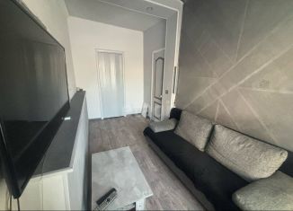 Продаю 3-ком. квартиру, 52 м2, Серпухов, Советская улица, 29/22А