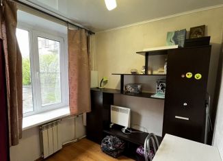 Продаю 3-ком. квартиру, 41.9 м2, Ленинградская область, Малая улица, 8