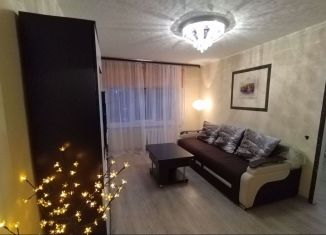 2-ком. квартира в аренду, 60 м2, Мурманск, улица Челюскинцев, 21А