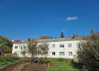 Трехкомнатная квартира на продажу, 50 м2, село Михайловка, Садовая улица, 12