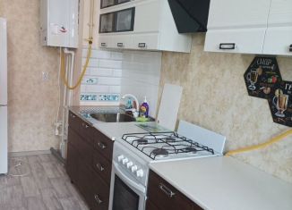 Продаю 2-ком. квартиру, 65 м2, Новомосковск, Рязанское шоссе, 10к2