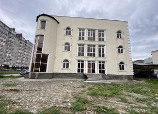 Сдается в аренду помещение свободного назначения, 832 м2, Черкесск, улица Космонавтов, 49В, микрорайон Пештера