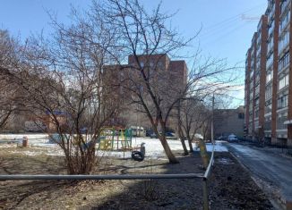 Продам квартиру студию, 11.5 м2, Екатеринбург, Верх-Исетский район, улица Академика Бардина, 12