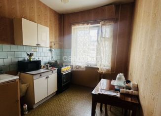 Продается двухкомнатная квартира, 52 м2, Коряжма, Советская улица, 15А