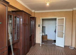 Продаю двухкомнатную квартиру, 56 м2, Магнитогорск, улица Фрунзе, 38