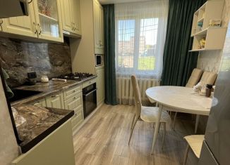 Продажа 2-ком. квартиры, 50.5 м2, деревня Пирогово, Высотная улица, 2