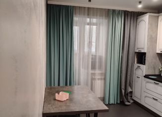 Сдам 3-комнатную квартиру, 30 м2, Амурская область, улица Кирова, 193
