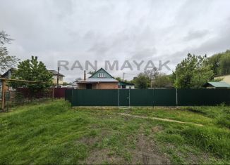 Продаю 2-ком. квартиру, 52.7 м2, Майкоп, улица Невского, 32