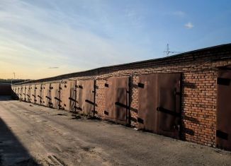 Продаю гараж, 20 м2, Йошкар-Ола, микрорайон Кирзавод, Кирпичная улица, 2Б