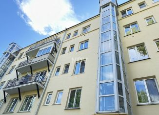 Продаю 4-комнатную квартиру, 81 м2, Москва, 3-я Кабельная улица, 2, метро Авиамоторная