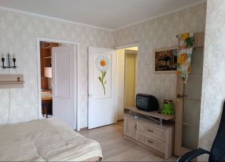 Сдаю 3-комнатную квартиру, 42 м2, Санкт-Петербург, проспект Ветеранов, 20, Кировский район
