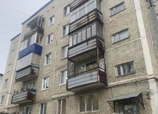 Продам 1-комнатную квартиру, 34.6 м2, Екатеринбург, Волчанский переулок, 12, метро Ботаническая
