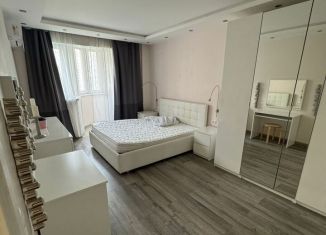 Сдается двухкомнатная квартира, 53 м2, Москва, улица Академика Анохина, 9к1