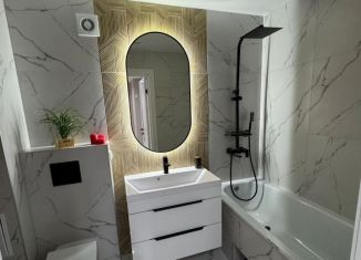 Продаю 2-комнатную квартиру, 59 м2, Йошкар-Ола, улица Дружбы, 111, 3-й микрорайон