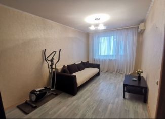 Продам 1-ком. квартиру, 33 м2, Оренбургская область, улица Родимцева, 1