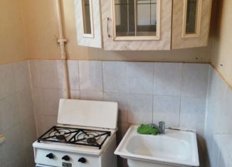 Сдача в аренду 3-комнатной квартиры, 43 м2, Ульяновск, Ростовская улица, 27, Засвияжский район