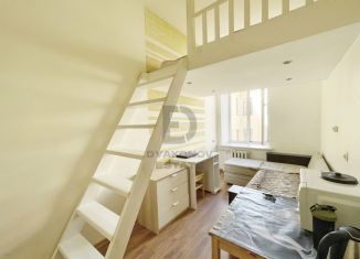 Продается комната, 12.1 м2, Санкт-Петербург, 12-я линия Васильевского острова, 33, метро Спортивная