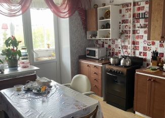 Продается 3-ком. квартира, 80 м2, Белорецк, улица В. Ленина, 73