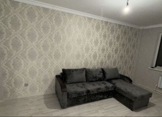 Продаю 2-ком. квартиру, 63 м2, посёлок городского типа Семендер, проспект Казбекова, 60А