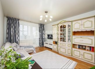 Продается двухкомнатная квартира, 53 м2, Омская область, проспект Королёва, 10/1