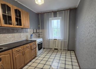 Продаю 3-ком. квартиру, 68 м2, Лабинск, улица Демьяна Бедного, 109