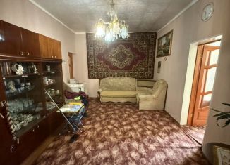 Продам 3-ком. квартиру, 74 м2, Новомосковск, Рудничная улица, 1/7