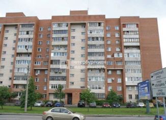 3-комнатная квартира на продажу, 64 м2, Санкт-Петербург, метро Комендантский проспект, Долгоозёрная улица, 5к1