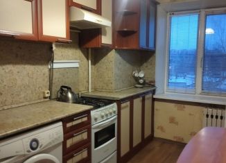 Сдается в аренду 2-ком. квартира, 50 м2, Йошкар-Ола, улица Анциферова, 4, 4-й микрорайон