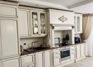 Продается 3-комнатная квартира, 90.8 м2, Оренбург, улица Автомобилистов, 2/1, ЖК Алые Паруса