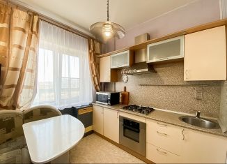 Продаю 2-комнатную квартиру, 50 м2, Архангельск, улица Красных Партизан, 28