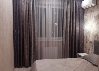 Сдам в аренду однокомнатную квартиру, 37 м2, Новороссийск, улица Котанова, 2