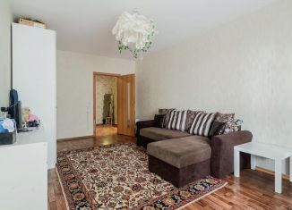 Продаю 3-ком. квартиру, 87 м2, Санкт-Петербург, улица Маршала Казакова, 68к1, Красносельский район