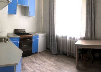 Сдаю в аренду двухкомнатную квартиру, 42 м2, Калуга, улица Космонавта Комарова, 53