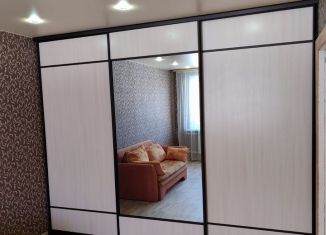 Продам 2-комнатную квартиру, 46.5 м2, Псковская область, Красноармейская улица, 9