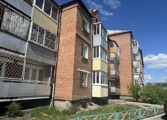 Продается 2-комнатная квартира, 56.1 м2, Бурятия, Приречная улица, 8
