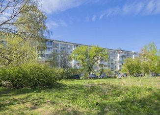 Продам 2-ком. квартиру, 42 м2, Екатеринбург, Ленинский район, улица Академика Бардина, 7к1