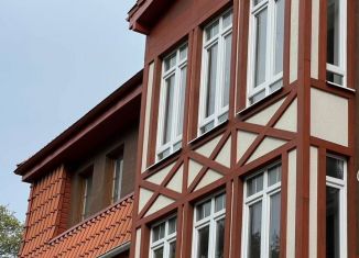 Продам 2-ком. квартиру, 65.6 м2, Светлогорск, Балтийская улица, 13