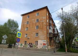 Продается трехкомнатная квартира, 54.4 м2, Екатеринбург, улица Колмогорова, 58, метро Уральская