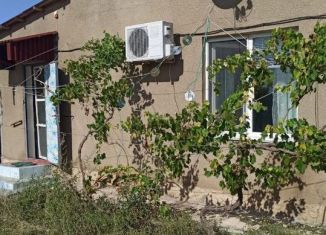 Продам дом, 62 м2, посёлок городского типа Новоозёрное