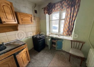 Двухкомнатная квартира на продажу, 43 м2, Мурманская область, Советская улица, 2
