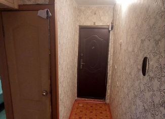 Продаю 3-комнатную квартиру, 47 м2, Россошь, улица Алексеева, 20