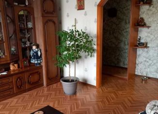 Продажа 3-комнатной квартиры, 58.3 м2, Екатеринбург, улица Софьи Перовской, 119, метро Уральская