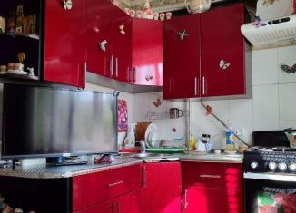 Трехкомнатная квартира на продажу, 59.3 м2, Чапаевск, Силикатная улица, 9А